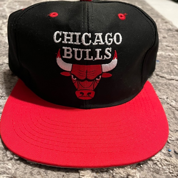 NWT Vintage Bulls SnapBack - Picture 1 of 8